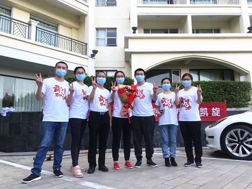 7人合影_副本（院）.jpg